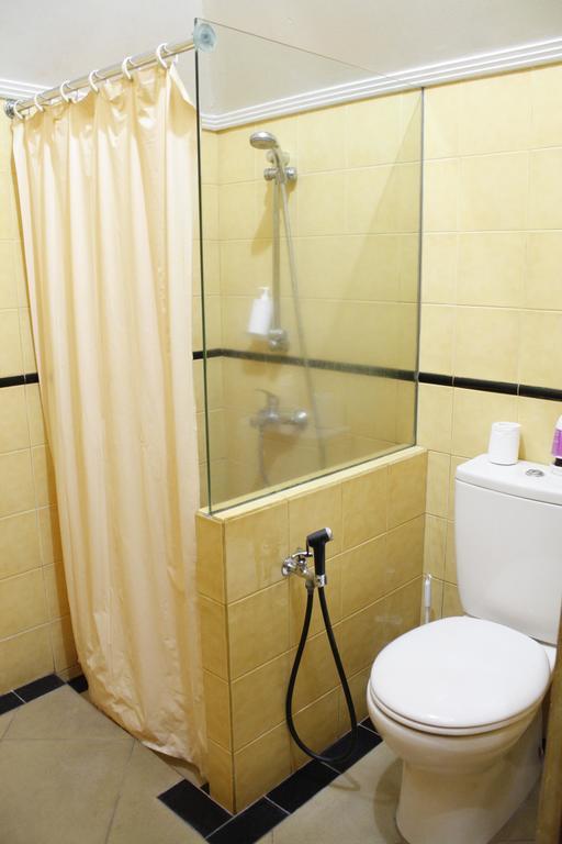 The Attic Bed & Breakfast Bandung Buitenkant foto