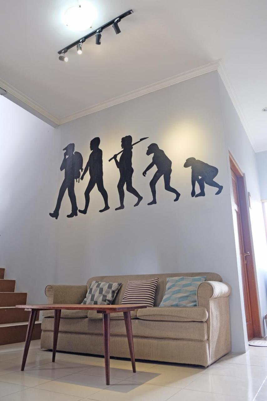 The Attic Bed & Breakfast Bandung Buitenkant foto